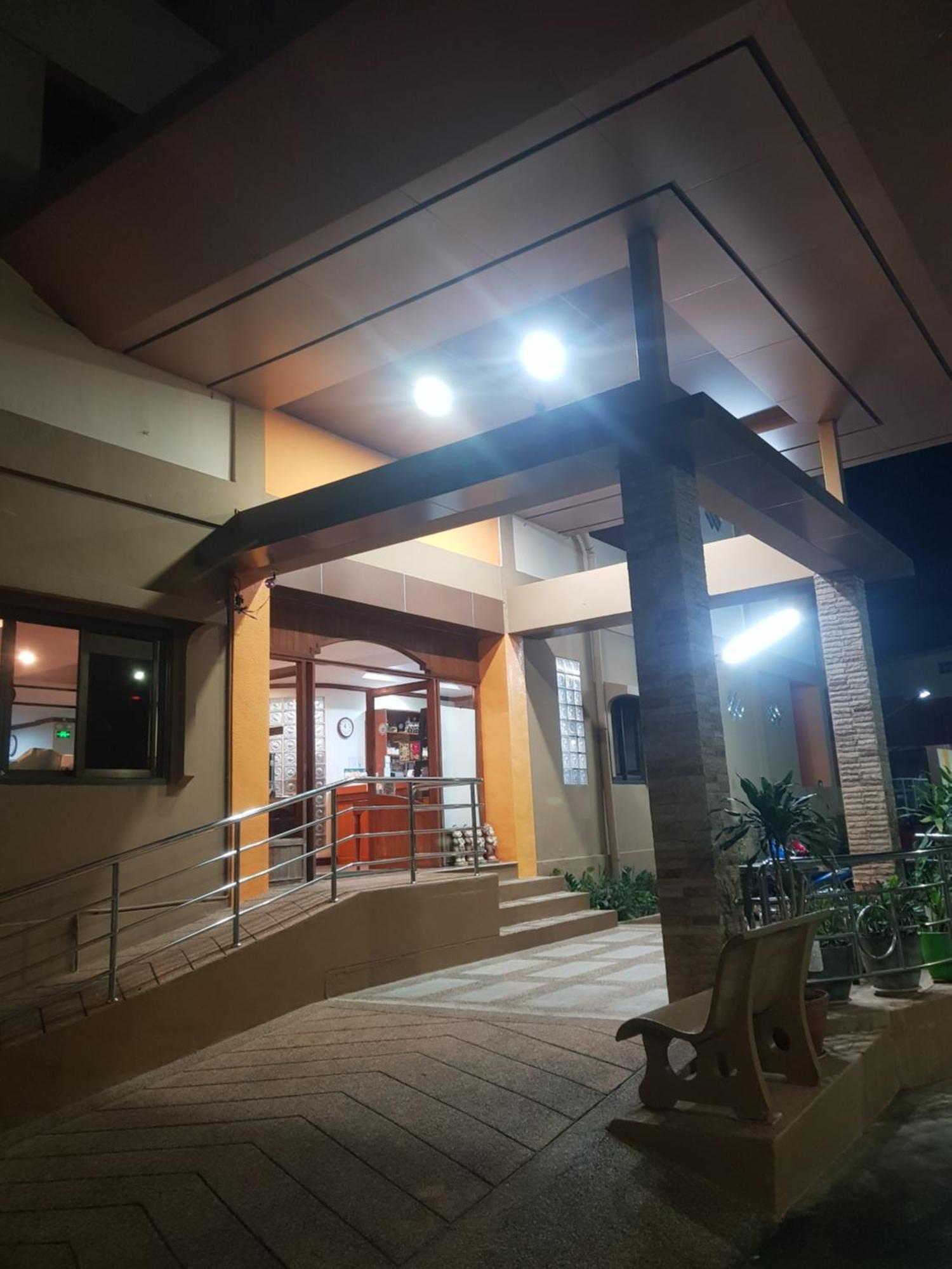 Sp酒店 那空拍侬府 外观 照片